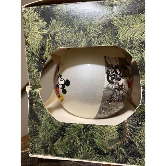 Vintage 1993 100 years of magic Christmas ornament - Picture 4 of 6